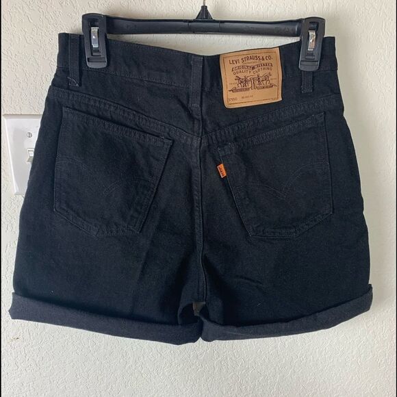 Vintage Levi’s 950 Relaxed Fit High Rise Denim Shorts Orange Tab - Picture 1 of 9